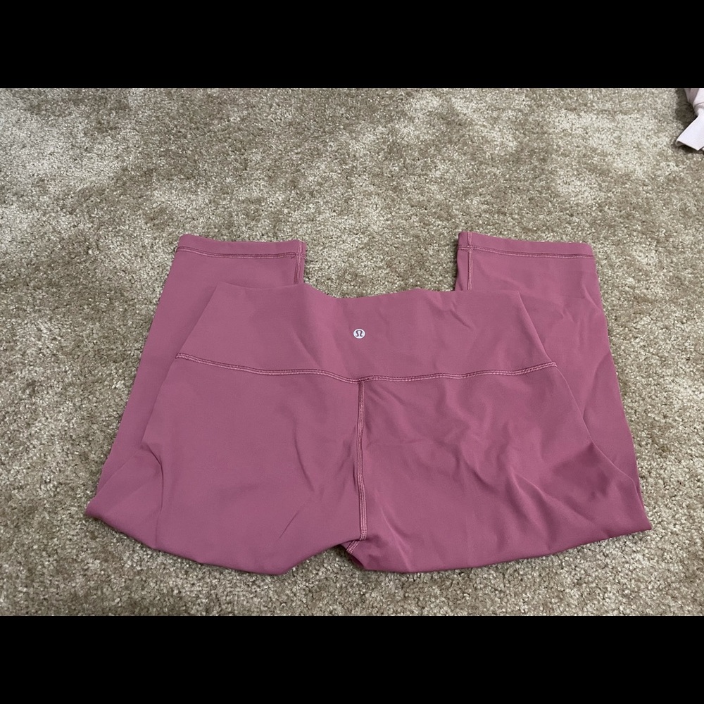 Lululemon Cropped Leggings 12